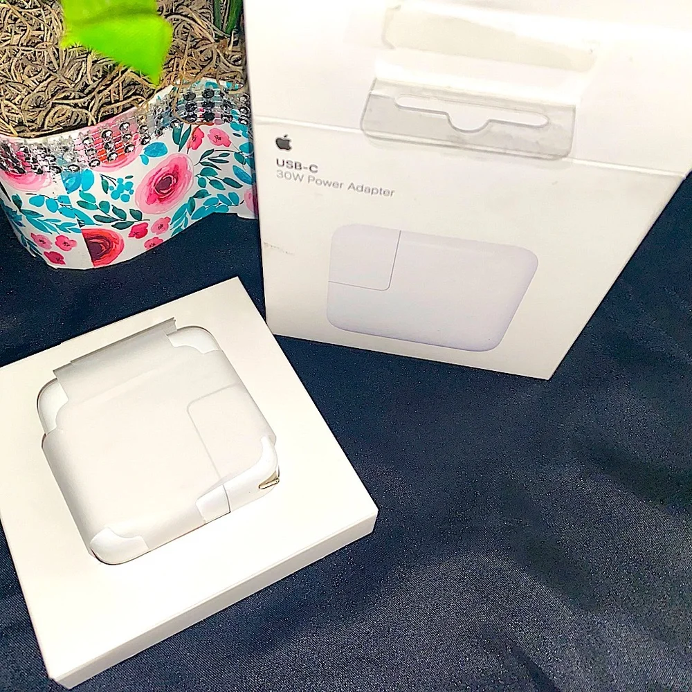 ✨Apple - 30W - USB-C Power Adapter✨NEW (Open Box)✨